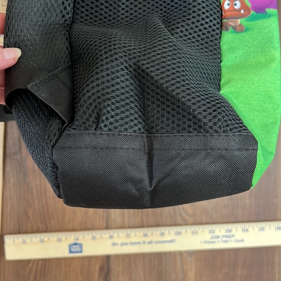 NWT Mario Brothers & Friends back pack mesh side pockets Zipper - Picture 5 of 10